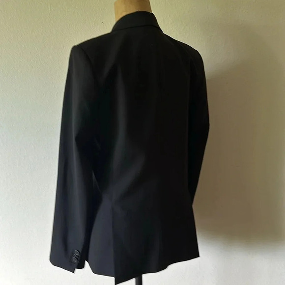 Theory sz 6 wool button close blazer excellent like new condition business work - Picture 3 of 9